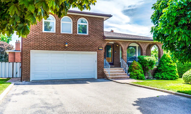 149 Jeanne Drive W