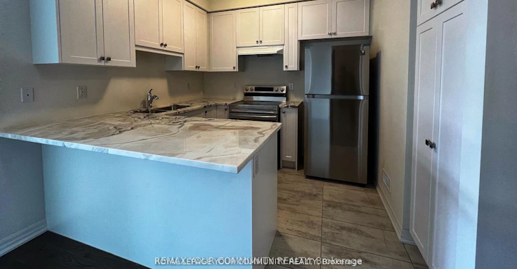 194 Vantage Loop Street, Newmarket, ON, L3X 0L3 - 6
