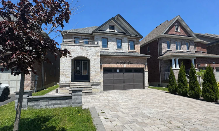 86 Holt Drive