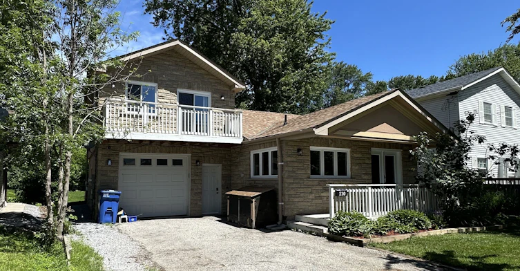 #Upper-210 Way's Bay Drive, Georgina, ON, L4P 2M7