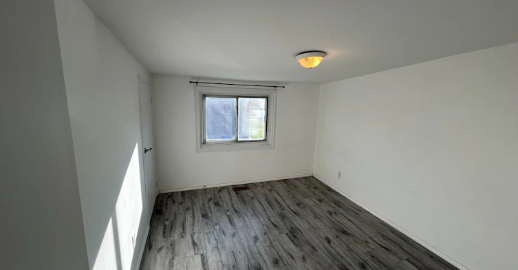 230 Cindy Lane, Essa, ON, L0M 1B0 - 17