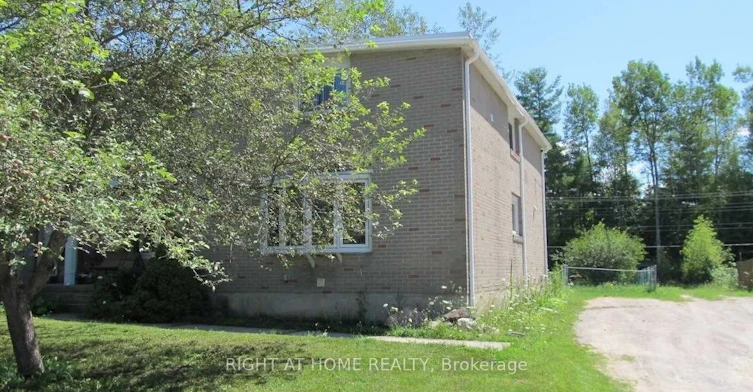 230 Cindy Lane, Essa, ON, L0M 1B0 - 3