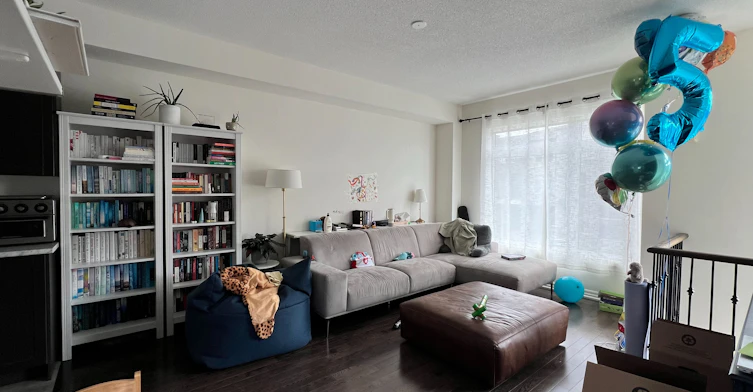 40 Vantage Loop Street, Newmarket, ON, L3X 0K6 - 2