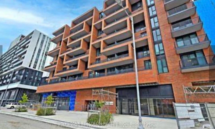 38 Simcoe Promenade