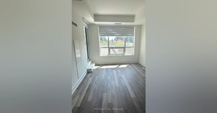 202-2075 King Road, King, ON, L7B 0R6 - 3