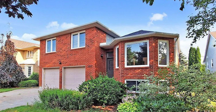 Lower-187 Crossland Gate, Newmarket, ON, L3X 1A7