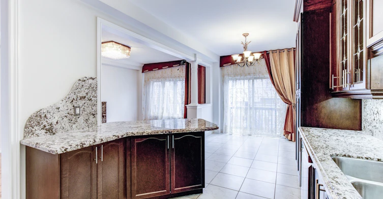 26 Yarden Drive, Vaughan, ON, L6A 0W2 - 12