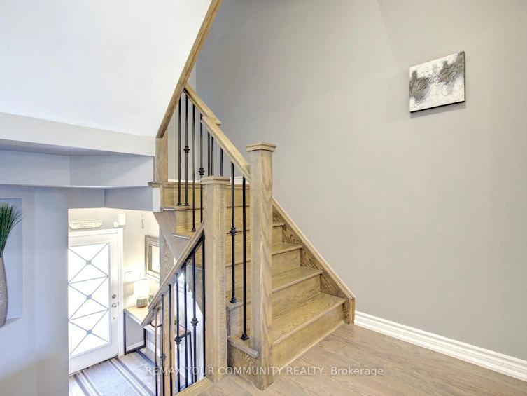 231 Appleton Court, Newmarket, ON, L3Y 0B8 - 12