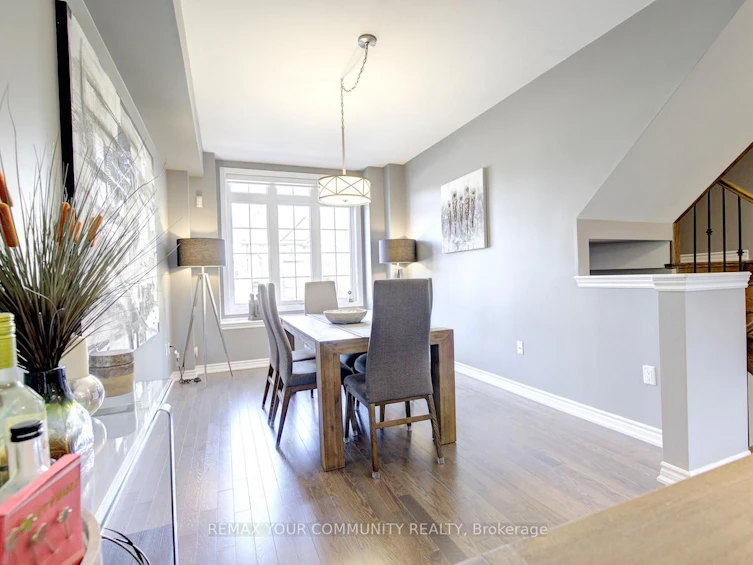 231 Appleton Court, Newmarket, ON, L3Y 0B8 - 9