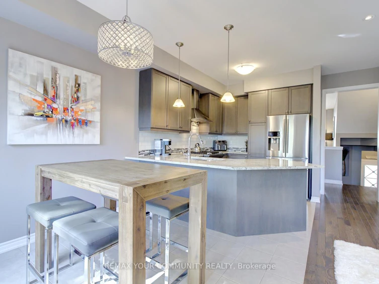 231 Appleton Court, Newmarket, ON, L3Y 0B8 - 16