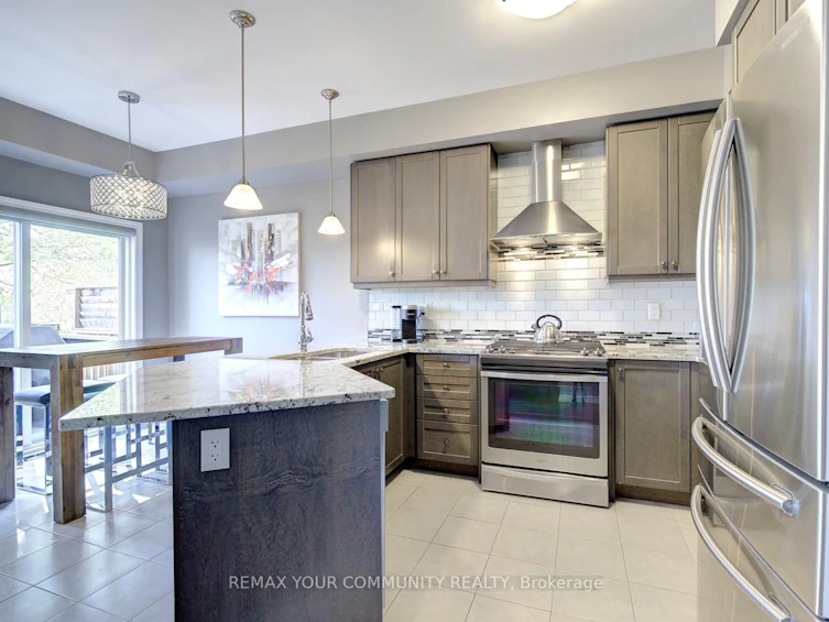 231 Appleton Court, Newmarket, ON, L3Y 0B8 - 15