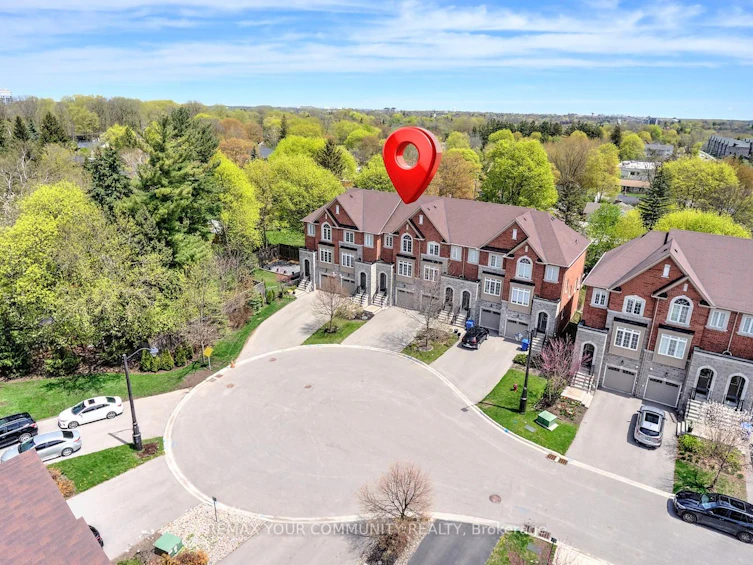 231 Appleton Court, Newmarket, ON, L3Y 0B8