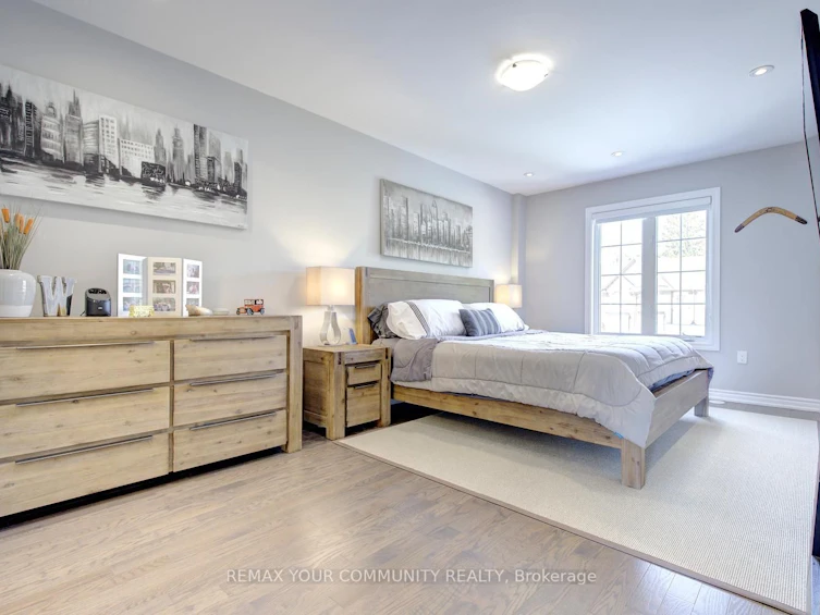 231 Appleton Court, Newmarket, ON, L3Y 0B8 - 31