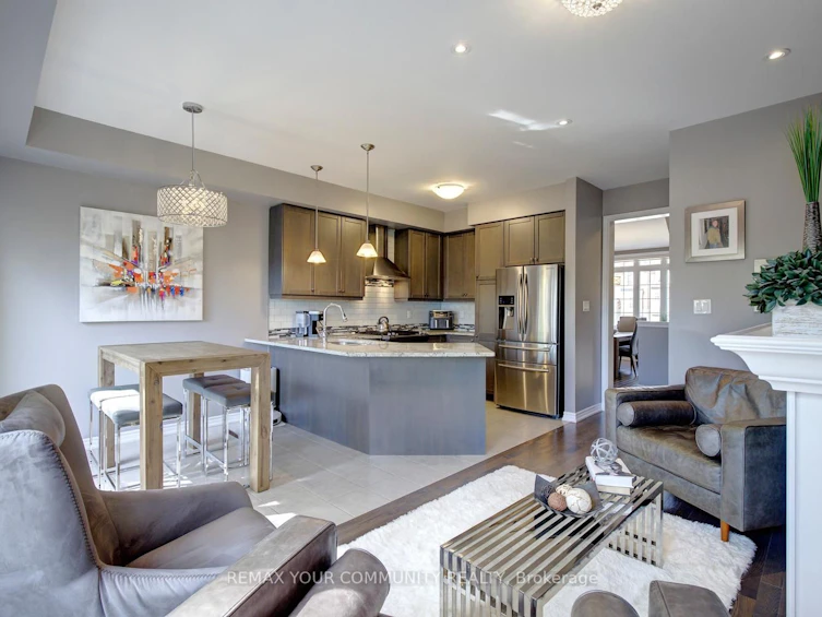 231 Appleton Court, Newmarket, ON, L3Y 0B8 - 26