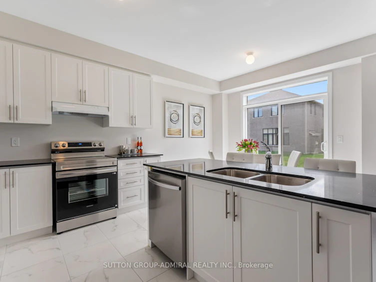 1285 Davis Loop, Innisfil, ON, L0L 1W0 - 12