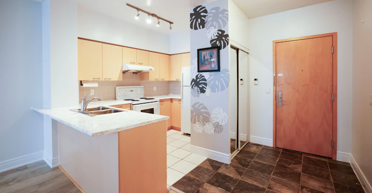 112-62 Suncrest Boulevard, Markham, ON, L3T 7Y6 - 2