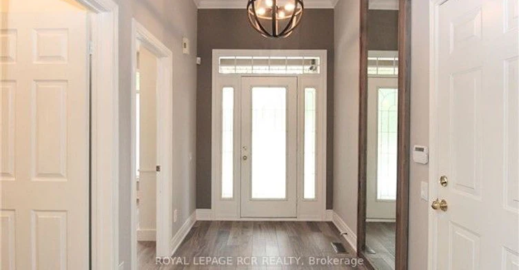 406 Morley Cook Crescent, Newmarket, ON, L3X 2M3 - 2