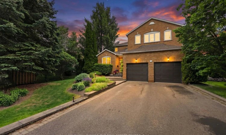 274 Kirby Crescent