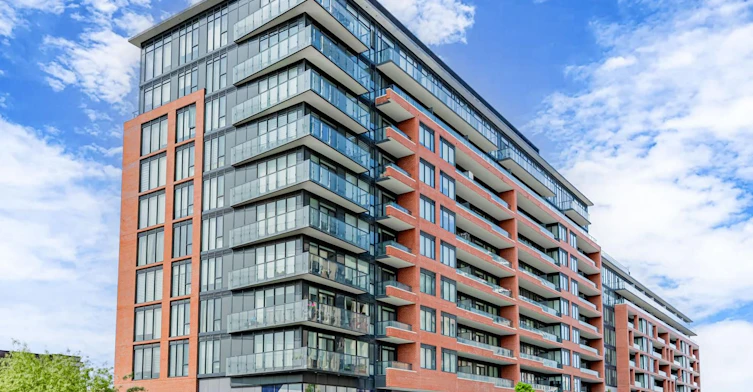 322-99 Eagle Rock Way, Vaughan, ON, L6A 5A7