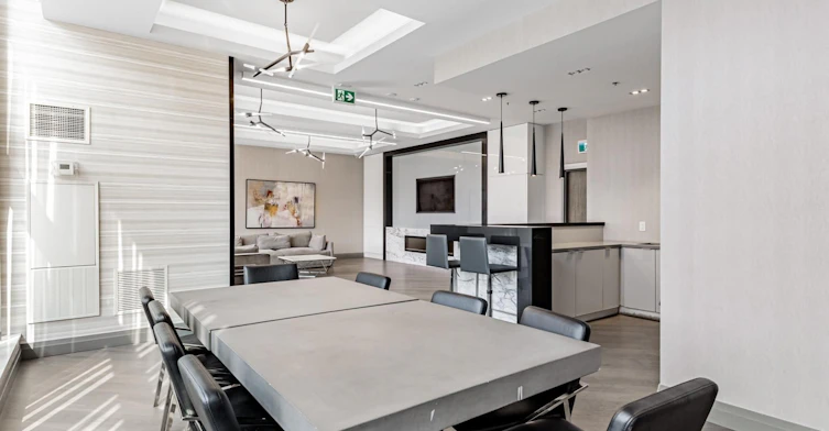 322-99 Eagle Rock Way, Vaughan, ON, L6A 5A7 - 32