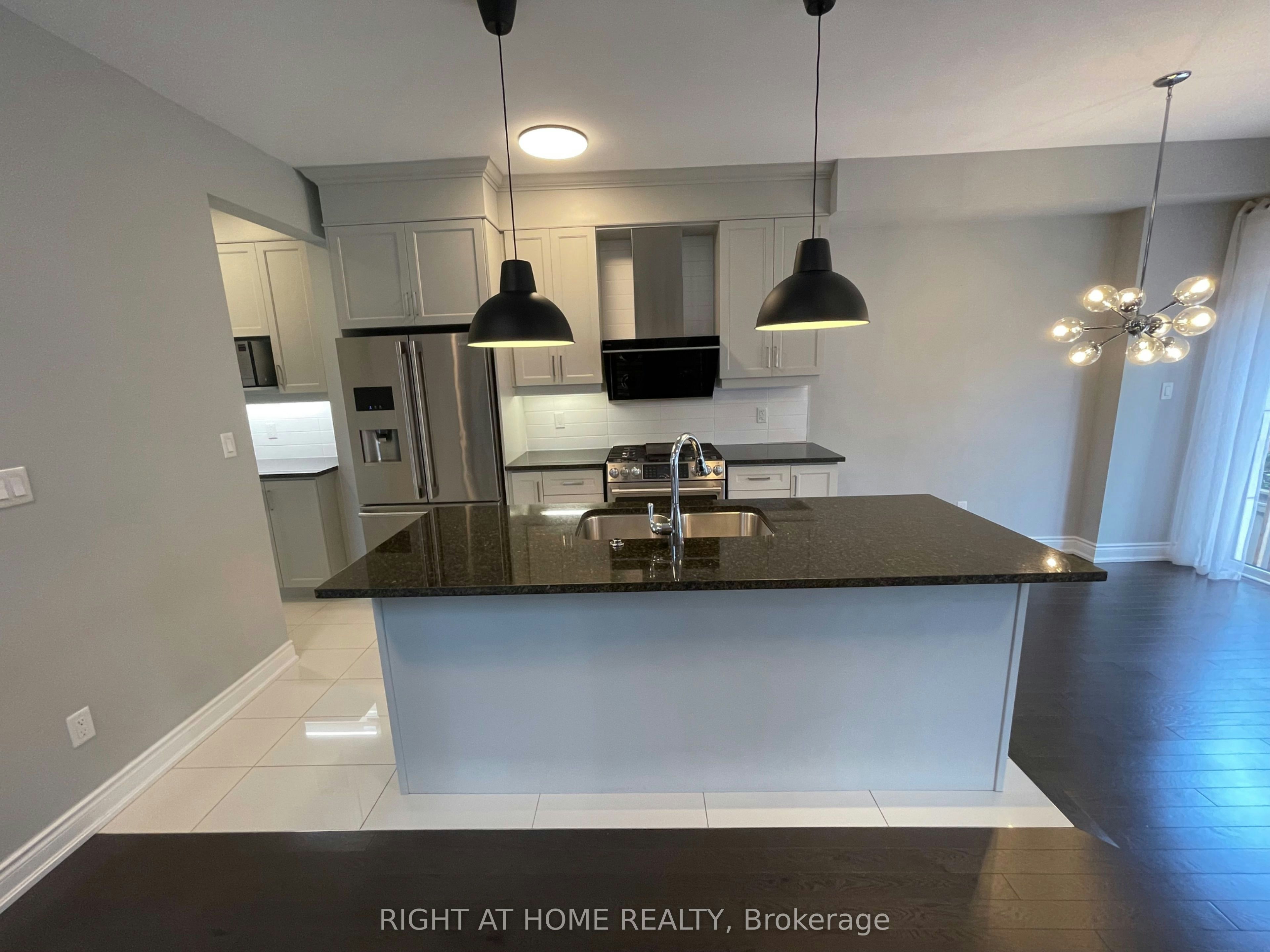 2 Queen Mary Court, Vaughan, ON, L4L 0H9