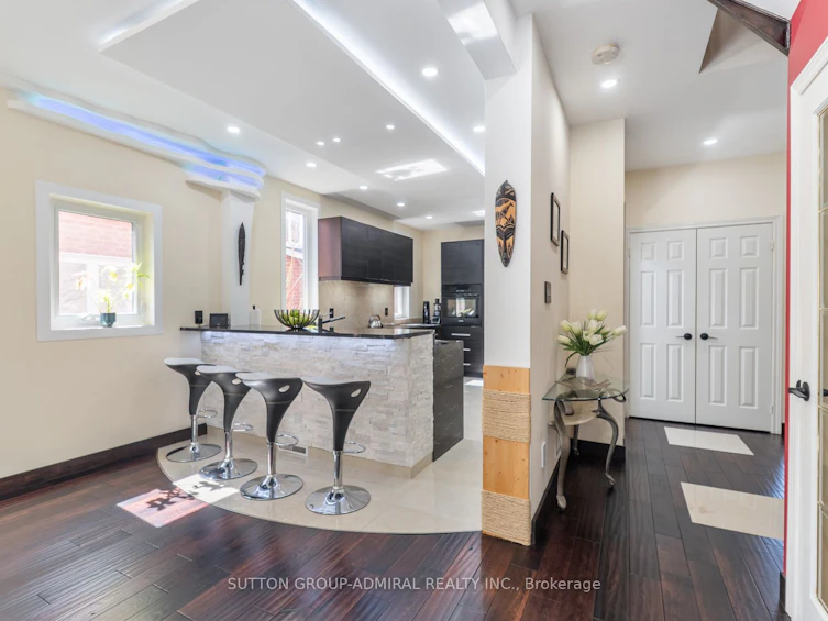 626 College Manor Drive, Newmarket, ON, L3Y 8M7 - 9