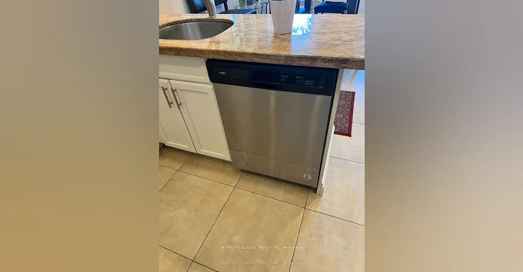 (MAIN FLOOR)-972 Krista Court, Newmarket, ON, L3Y 7E8 - 8