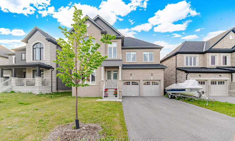 1583 Stovell Crescent