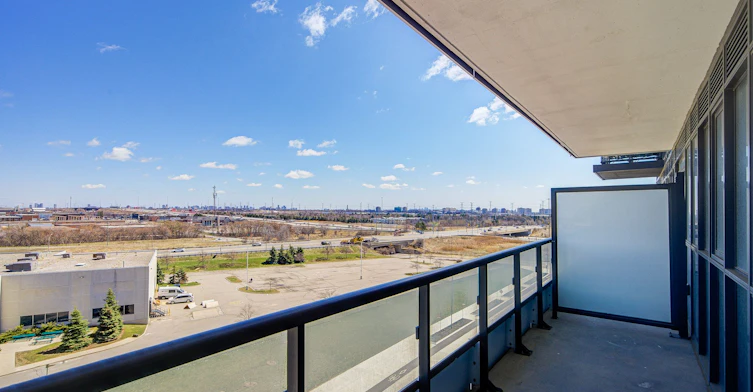 717-60 Honeycrisp Crescent, Vaughan, ON, L4K 5Z8 - 36