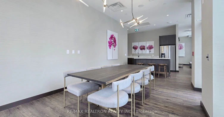 717-60 Honeycrisp Crescent, Vaughan, ON, L4K 5Z8 - 44