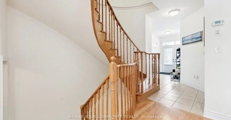 20 Mack Clement Lane, Richmond Hill, ON, L4S 0G2 - 6