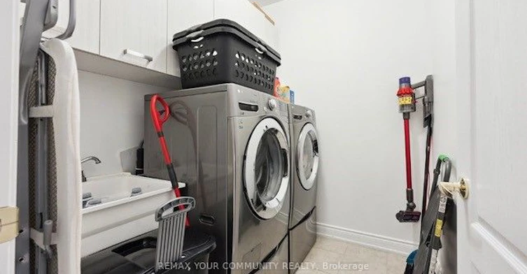 20 Mack Clement Lane, Richmond Hill, ON, L4S 0G2 - 17