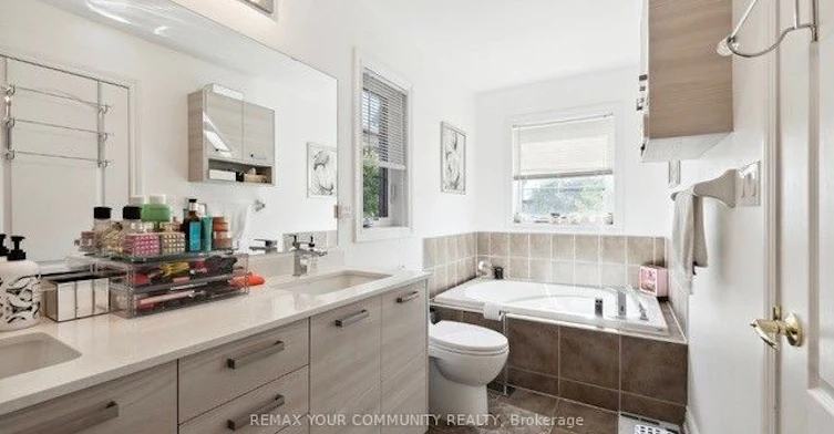 20 Mack Clement Lane, Richmond Hill, ON, L4S 0G2 - 25