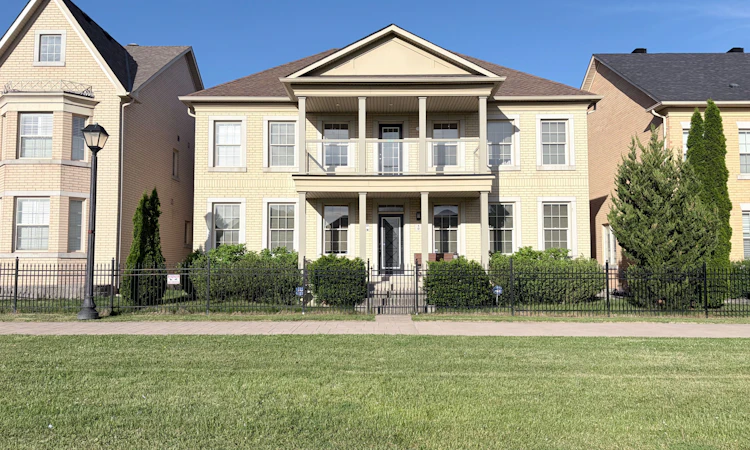 6 Crescent Park Lane
