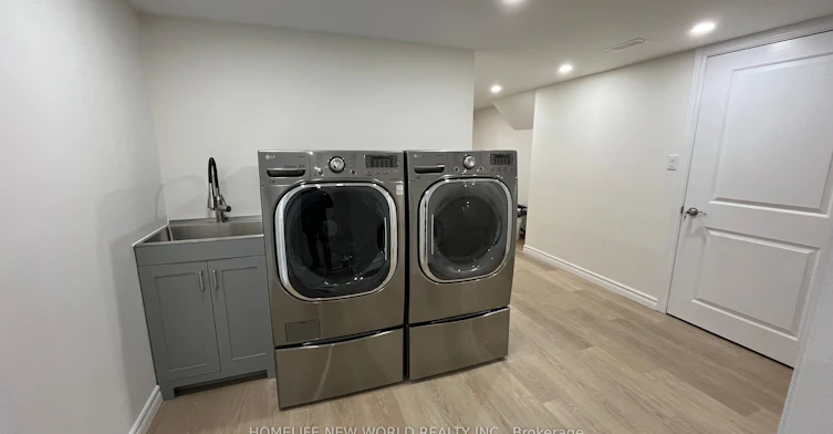 Basement-7 Chouinard Way, Aurora, ON, L4G 0V9 - 9
