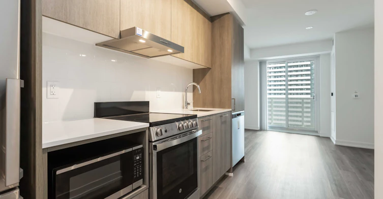 4002-195 Commerce Street, Vaughan, ON, L4K 0P9 - 5