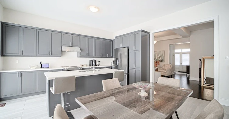 25 Kentledge Avenue, East Gwillimbury, ON, L9N 0W3 - 5