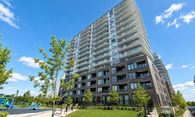 1302-185 Deerfield Road