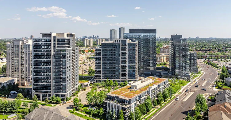 807-75 North Park Road, Vaughan, ON, L4J 0H8