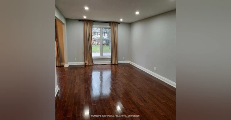 Main-7 Southdale Drive, Markham, ON, L3P 1J6 - 3