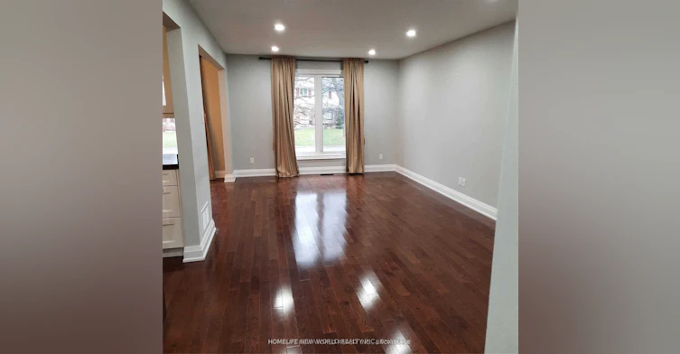 Main-7 Southdale Drive, Markham, ON, L3P 1J6 - 4