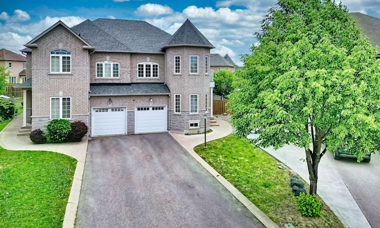 15 Bellefontaine Court