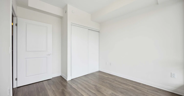 209-99 Eagle Rock Way, Vaughan, ON, L6A 1P9 - 18