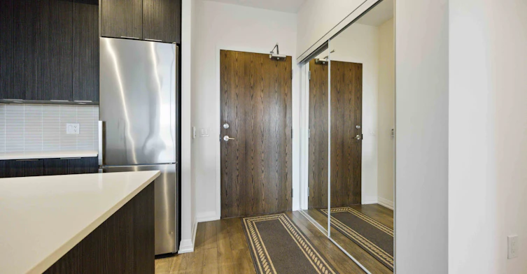 209-99 Eagle Rock Way, Vaughan, ON, L6A 1P9 - 3