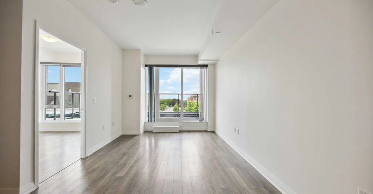 209-99 Eagle Rock Way, Vaughan, ON, L6A 1P9 - 6