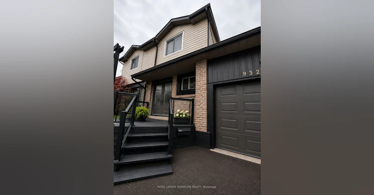 Main-932 Elgin Street, Newmarket, ON, L3Y 3C1
