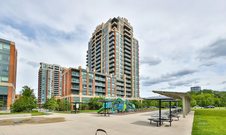 1707-18 Uptown Drive