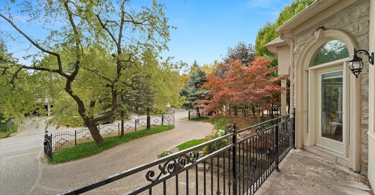 48 Arnold Avenue, Vaughan, ON, L4J 1B3 - 38