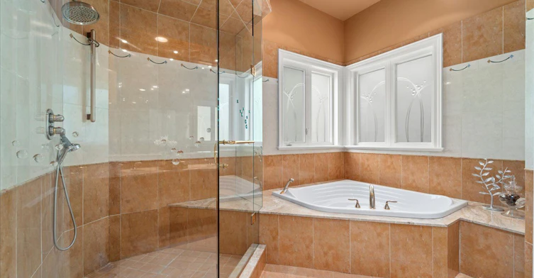 48 Arnold Avenue, Vaughan, ON, L4J 1B3 - 32