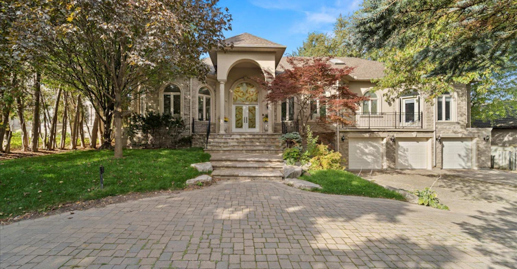 48 Arnold Avenue, Vaughan, ON, L4J 1B3